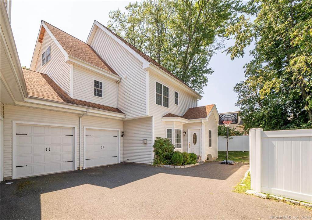 1023 Black Rock Turnpike - Photo 1