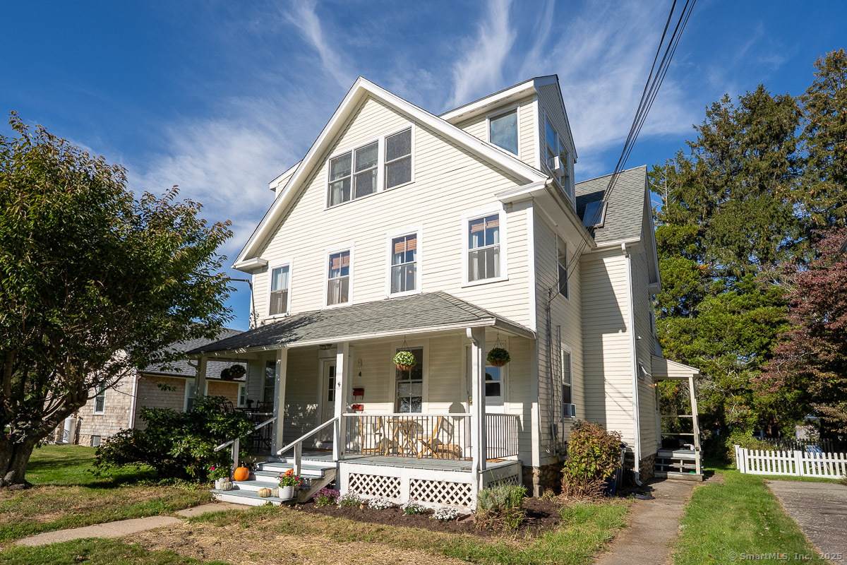 4 Coburn Avenue - Photo 1