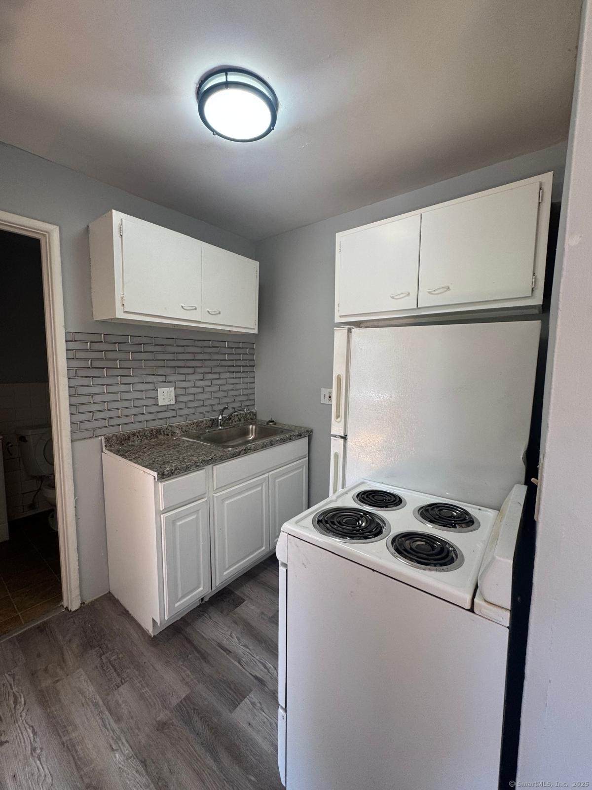 155 Birdseye Street - Photo 1