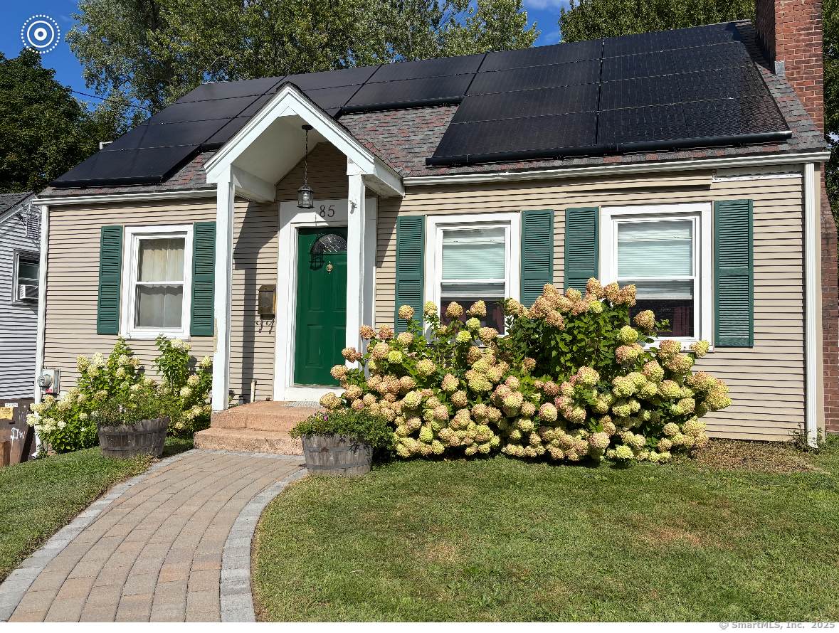 85 Benton Street - Photo 1