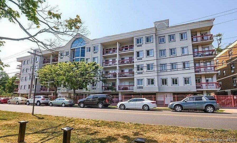 850 Atlantic Street - Photo 1