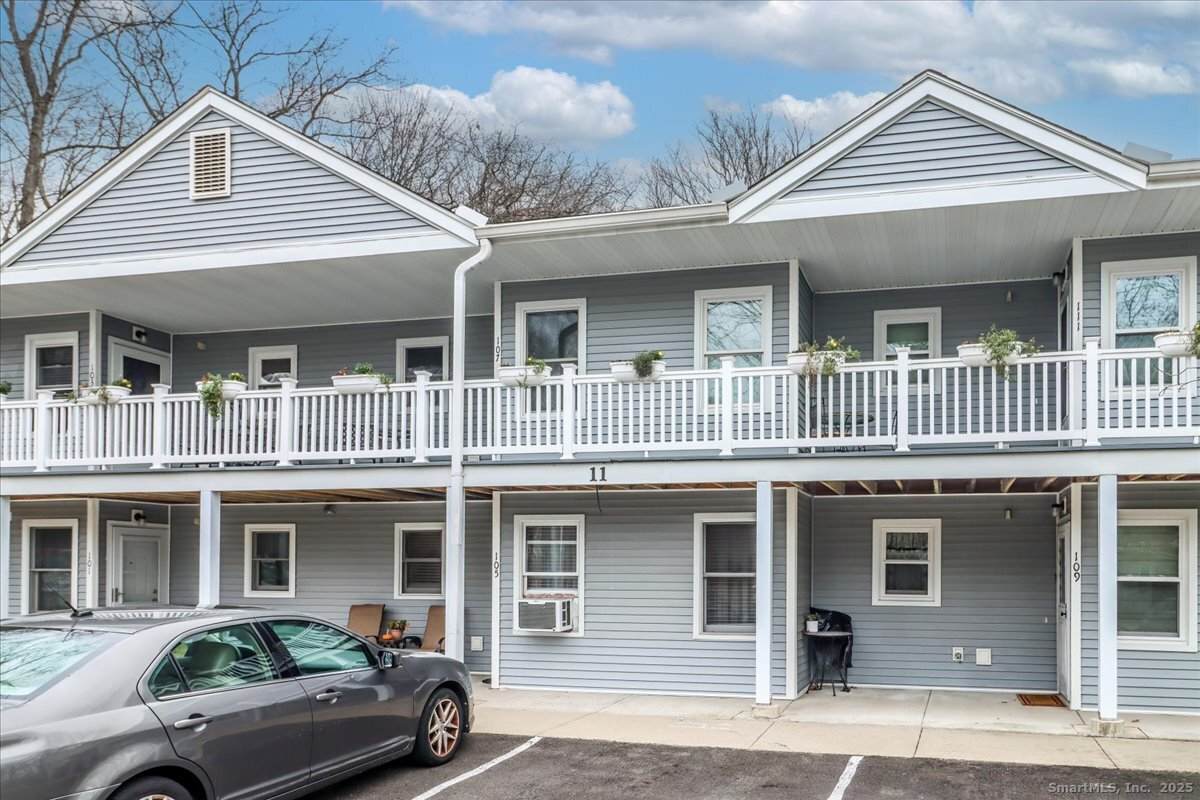 107 Hidden Knolls Circle - Photo 1