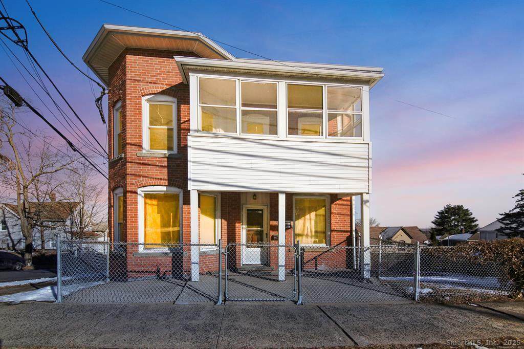 527 Burritt Street - Photo 1