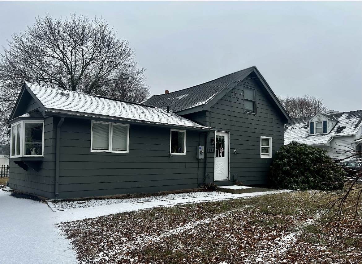 233 Hartford Turnpike - Photo 1