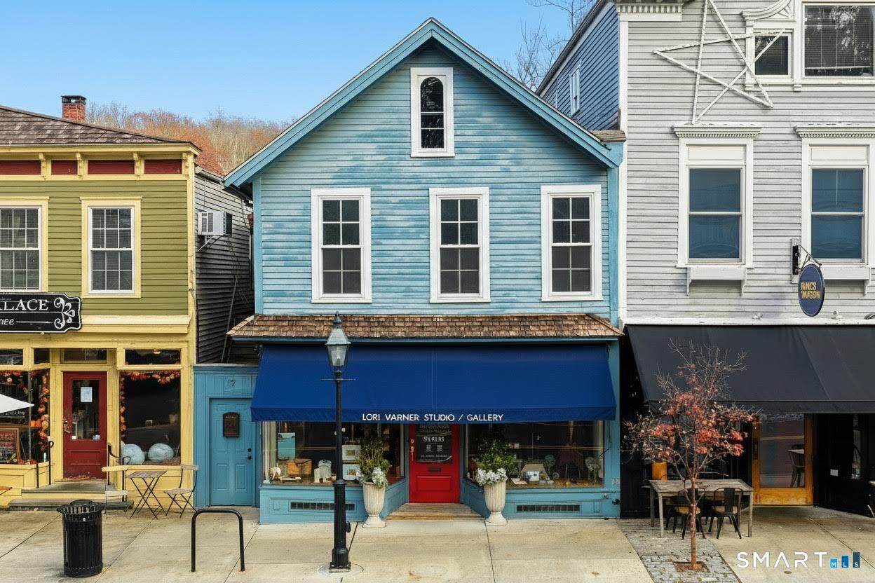  21 Main Street - Photo 1