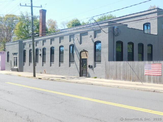 125 West Main Street - Photo 1