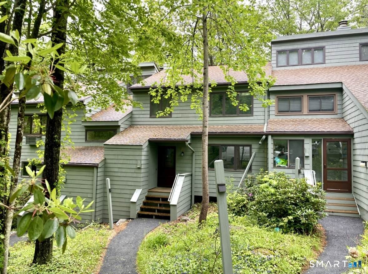 274 Cliffside Drive - Photo 1