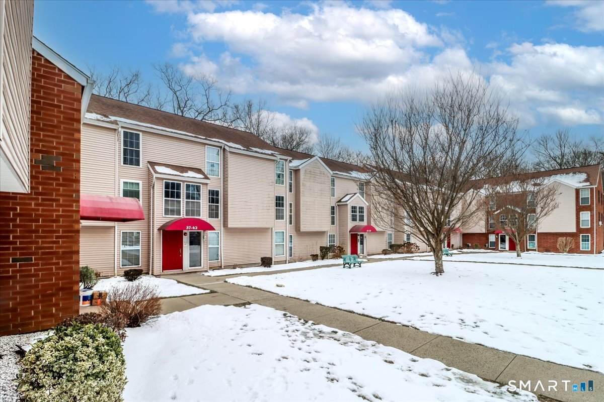 40 Heather Ridge - Photo 1