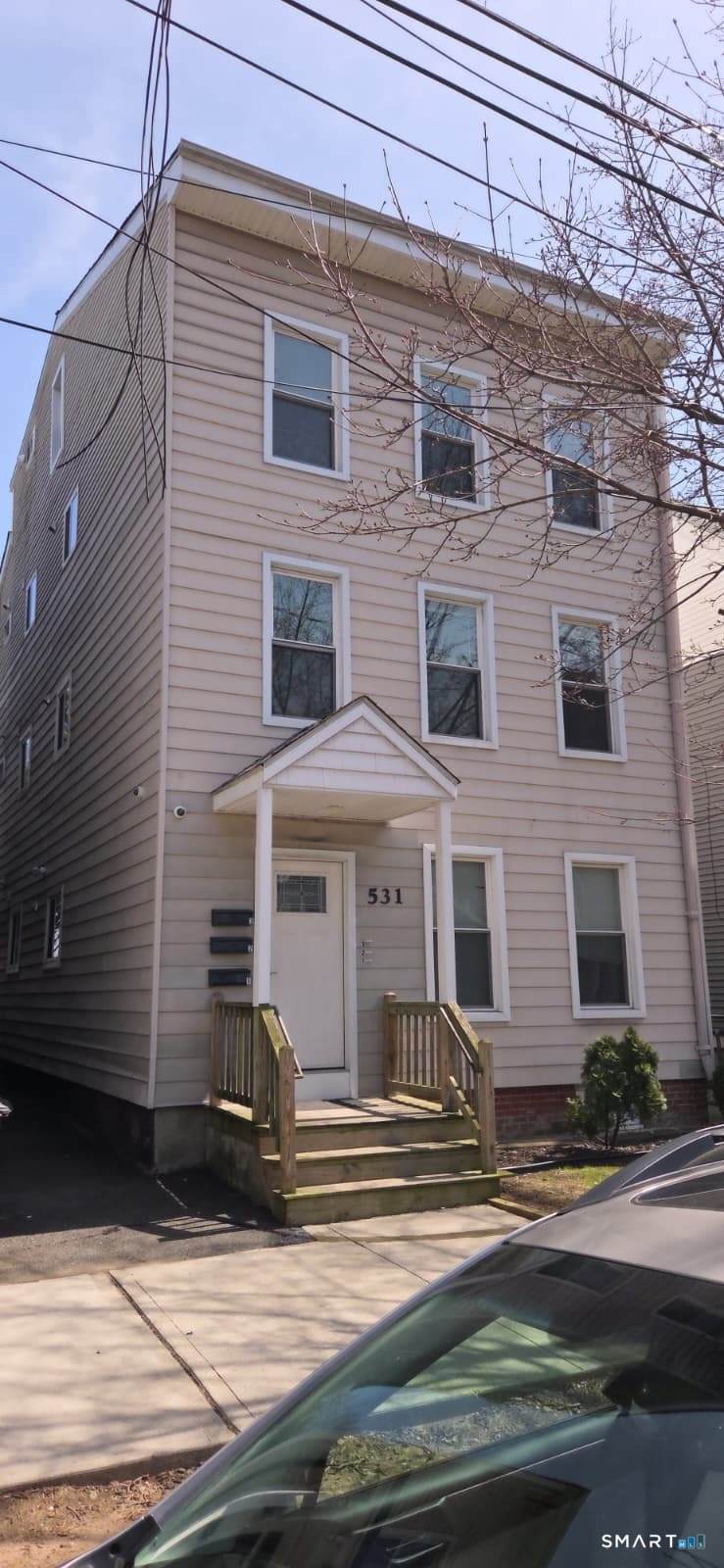 531 East Street - Photo 1