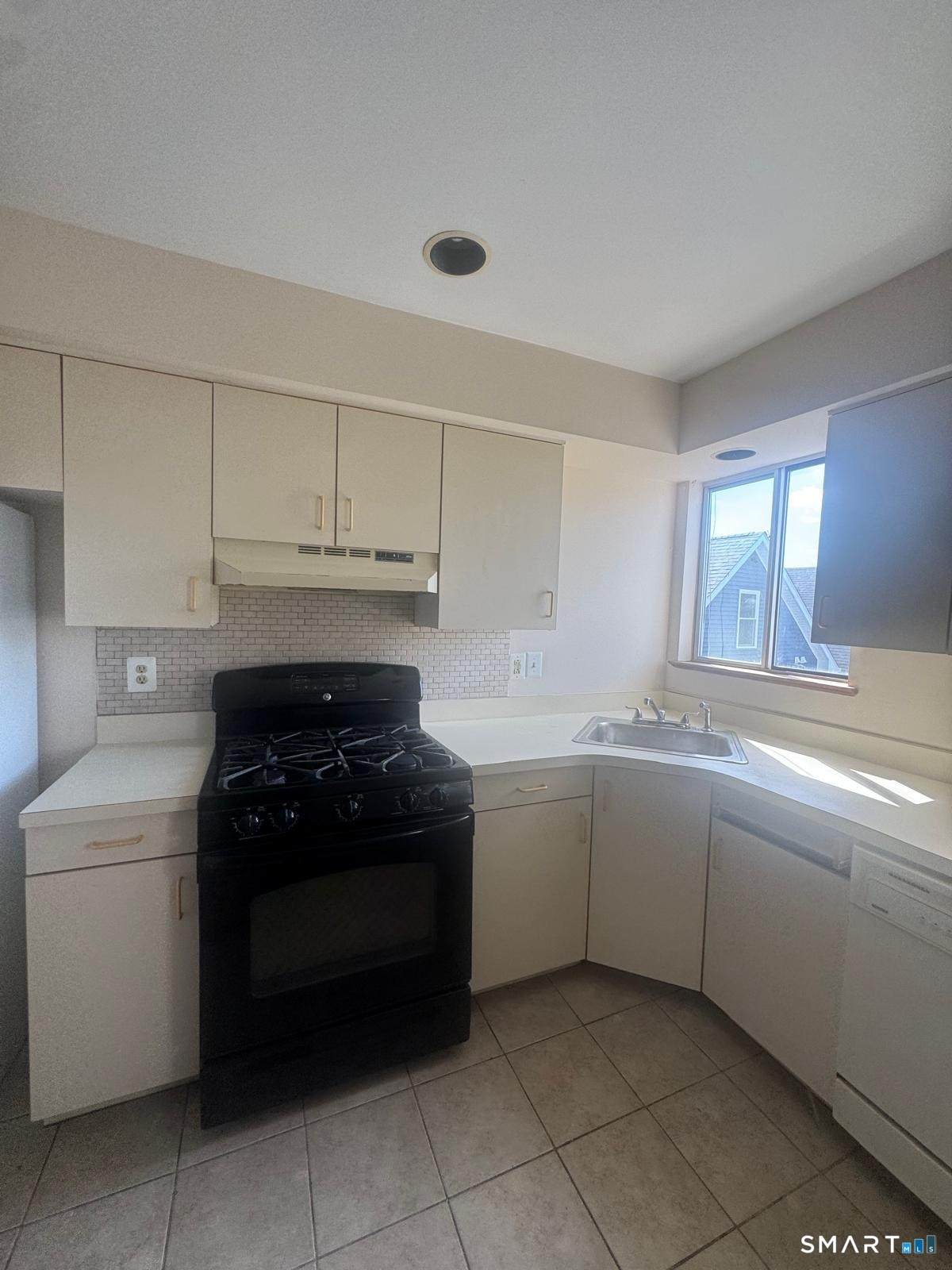 204 Wheeler Avenue - Photo 1