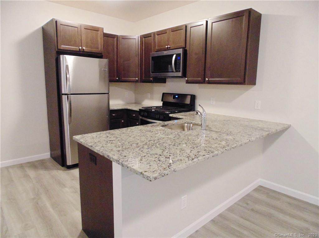 2838 Fairfield Avenue - Photo 1