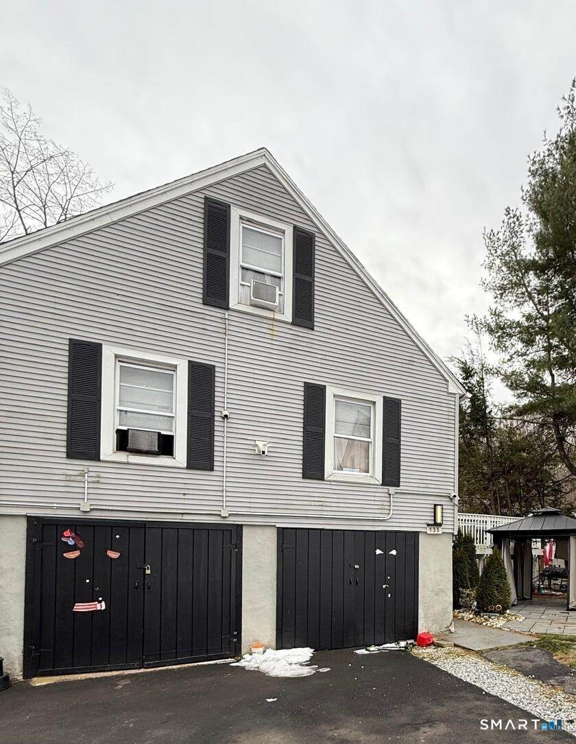 135 Newell Avenue - Photo 1