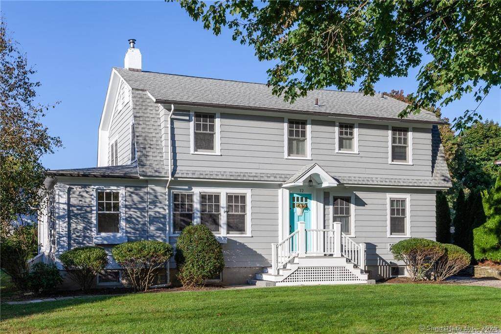 12 Flower Avenue - Photo 1