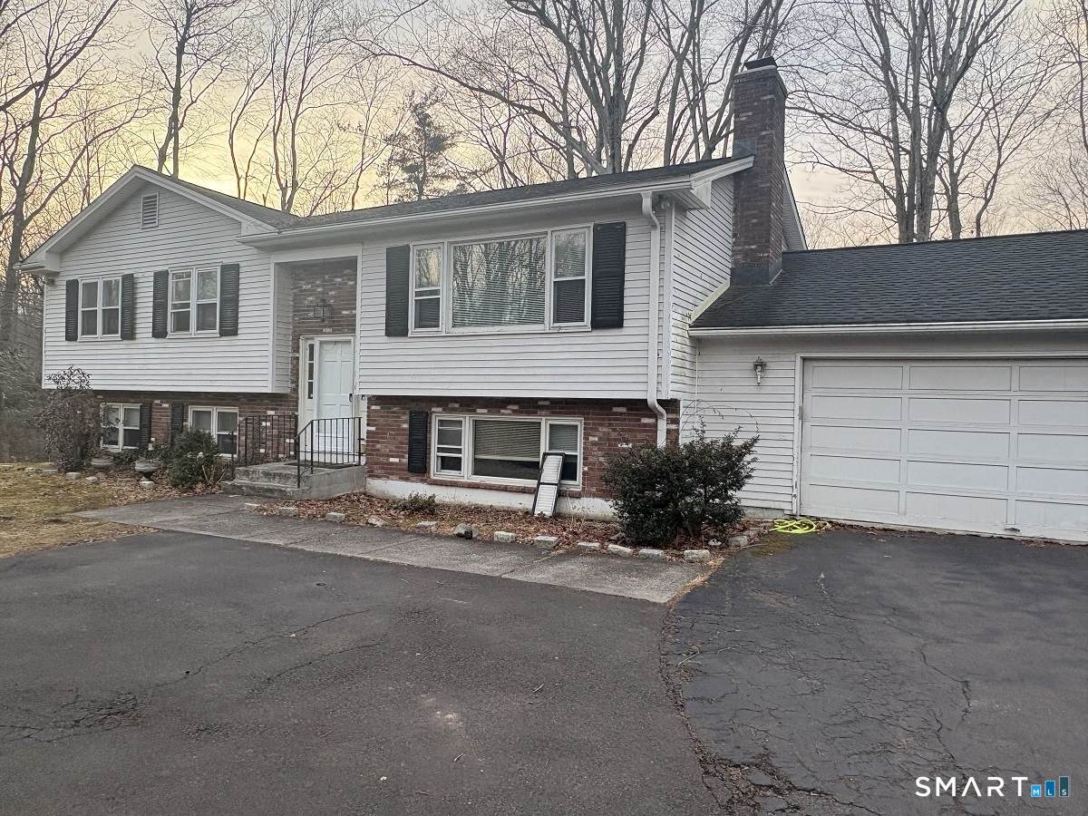 1840 Shepard Avenue - Photo 1