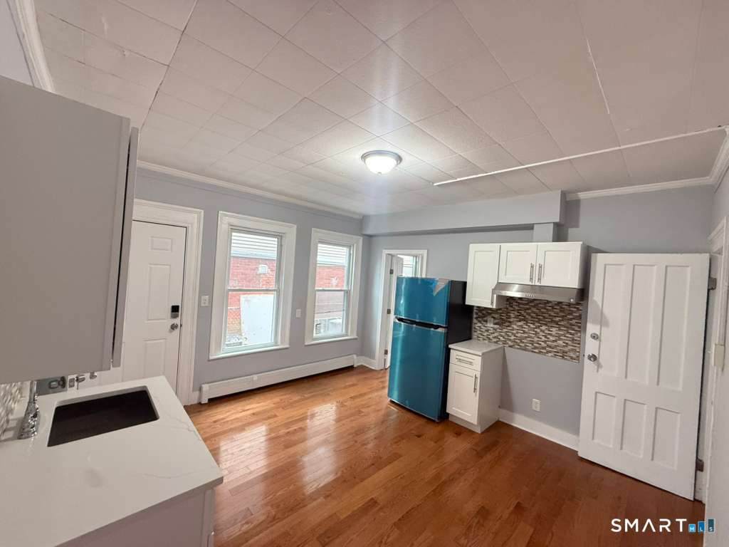 276 Pequonnock Street - Photo 1