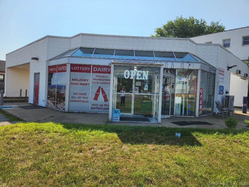 458 Ocean Avenue - Photo 1