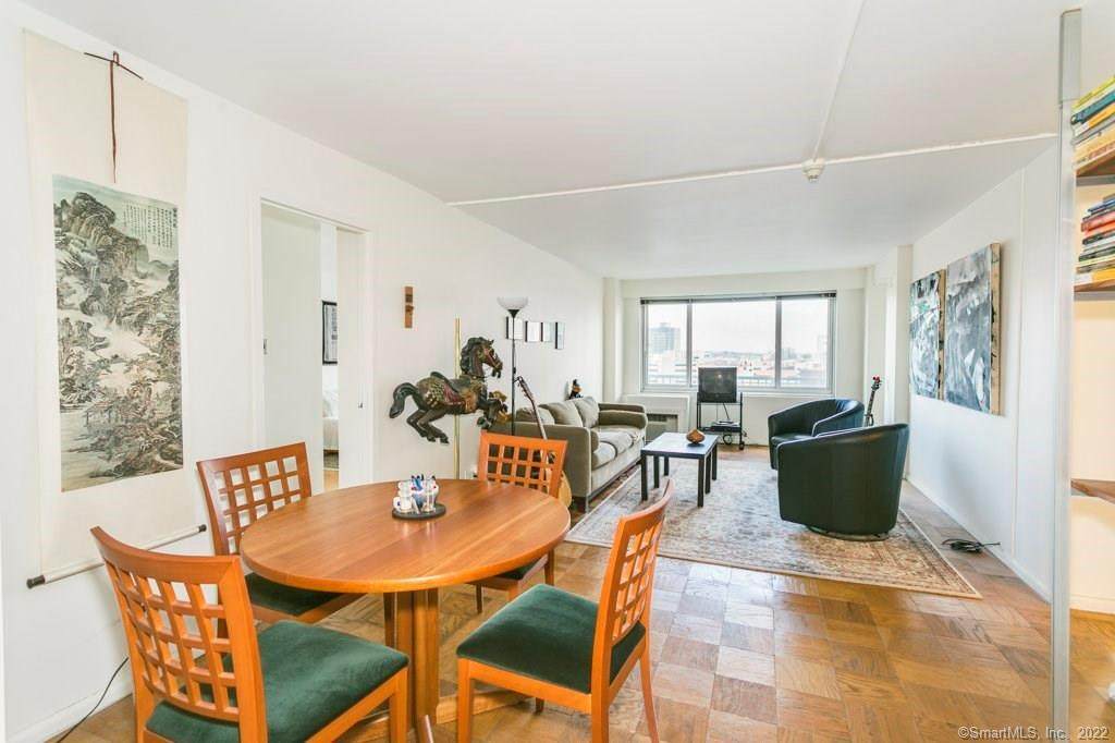 100 York Street - Photo 1