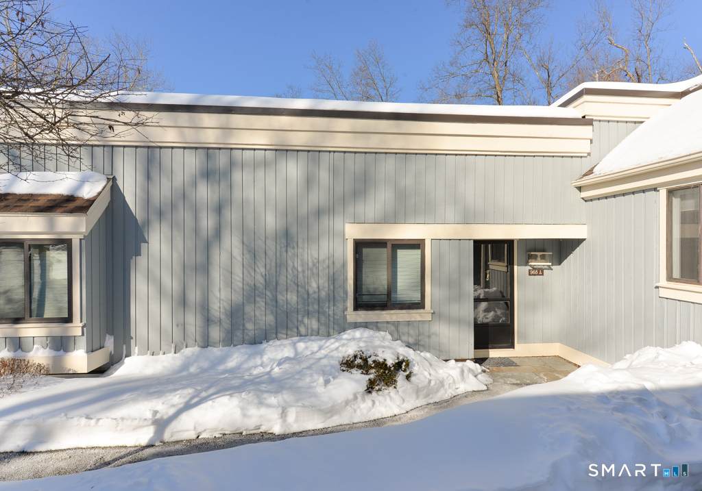 968 Heritage Village - Photo 1