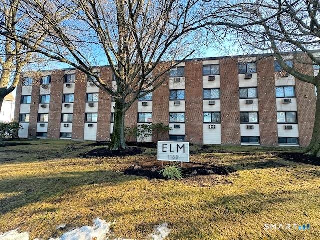 1168 Main Street - Photo 1