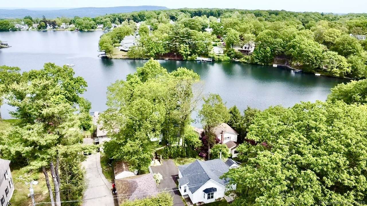 17 Warren Road - Photo 1