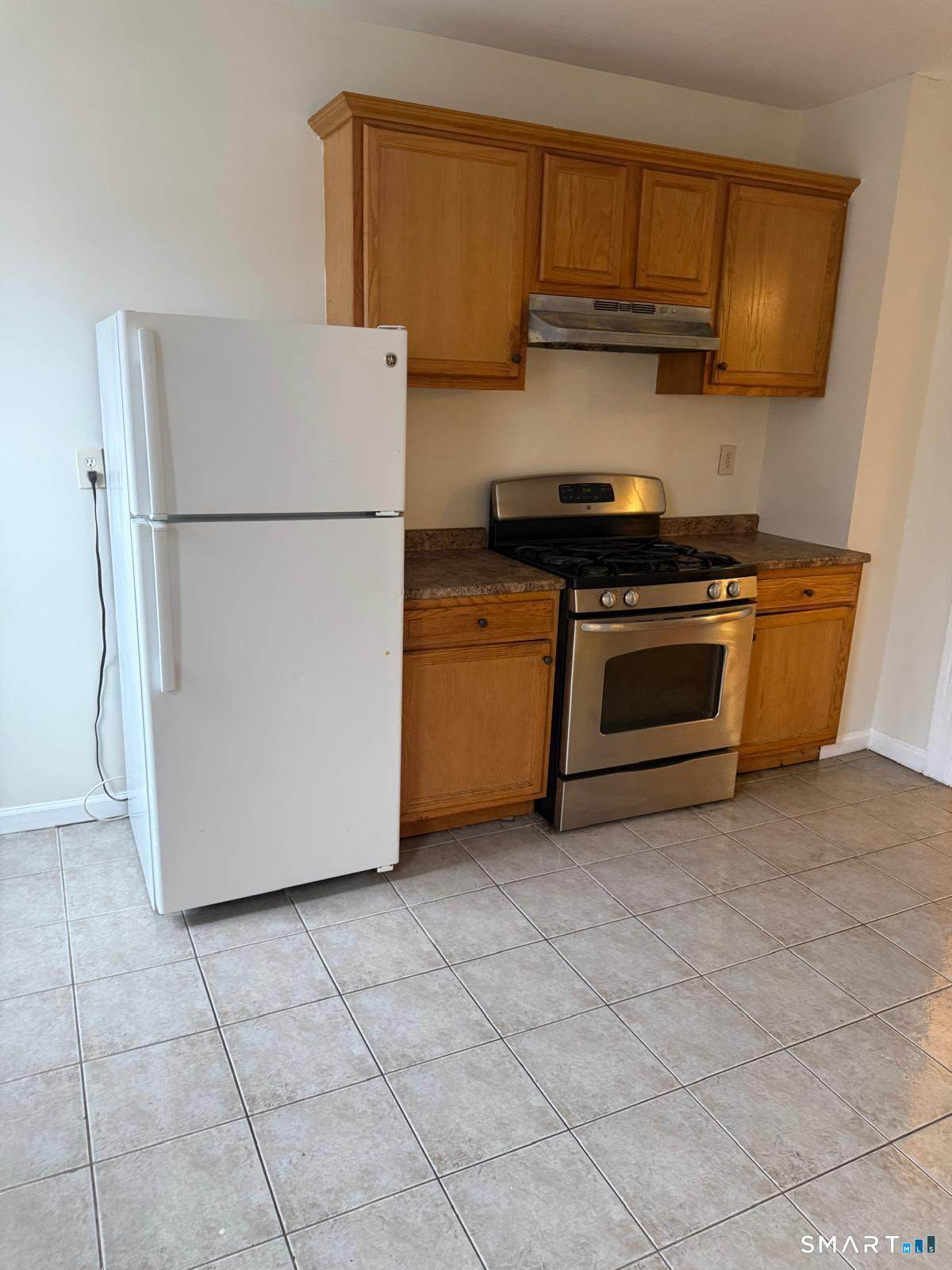 1018 Hancock Avenue - Photo 1
