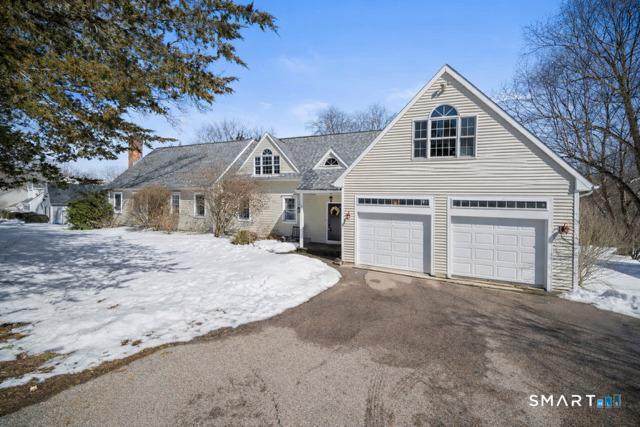 8 Hickory Court - Photo 1