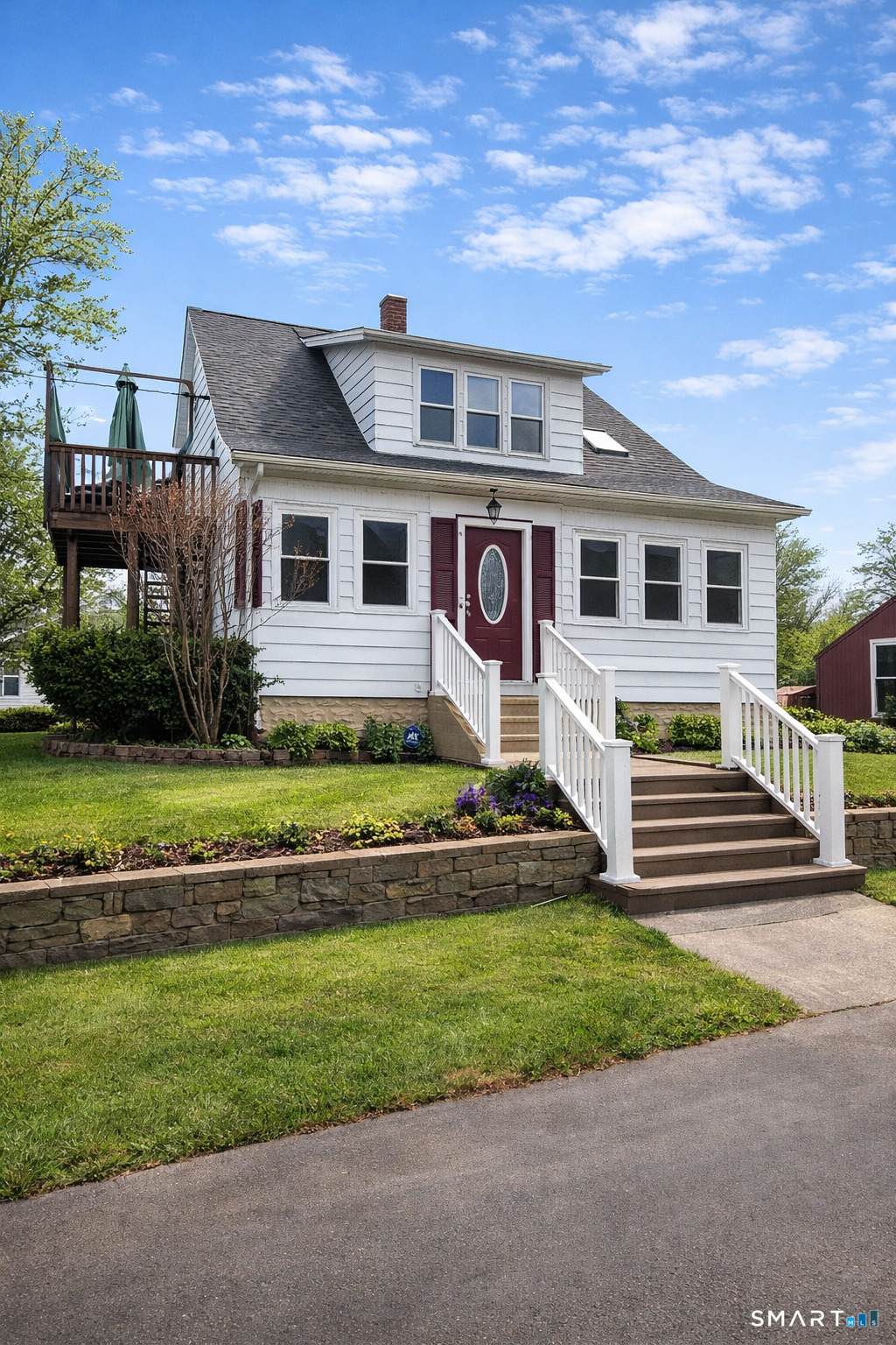 557 Strong Street - Photo 1
