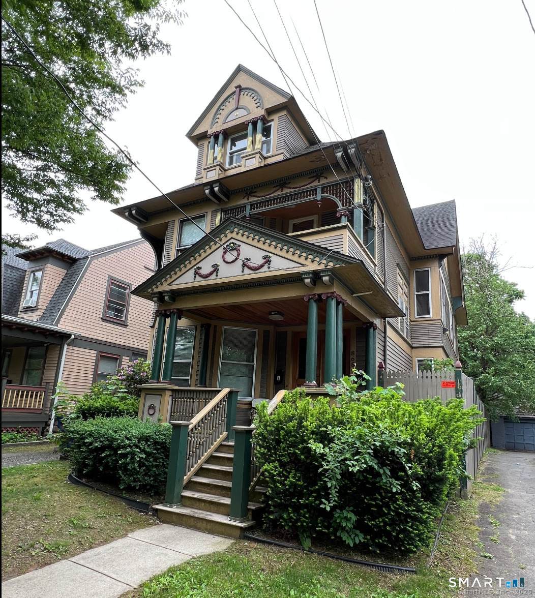 868 Elm Street - Photo 1