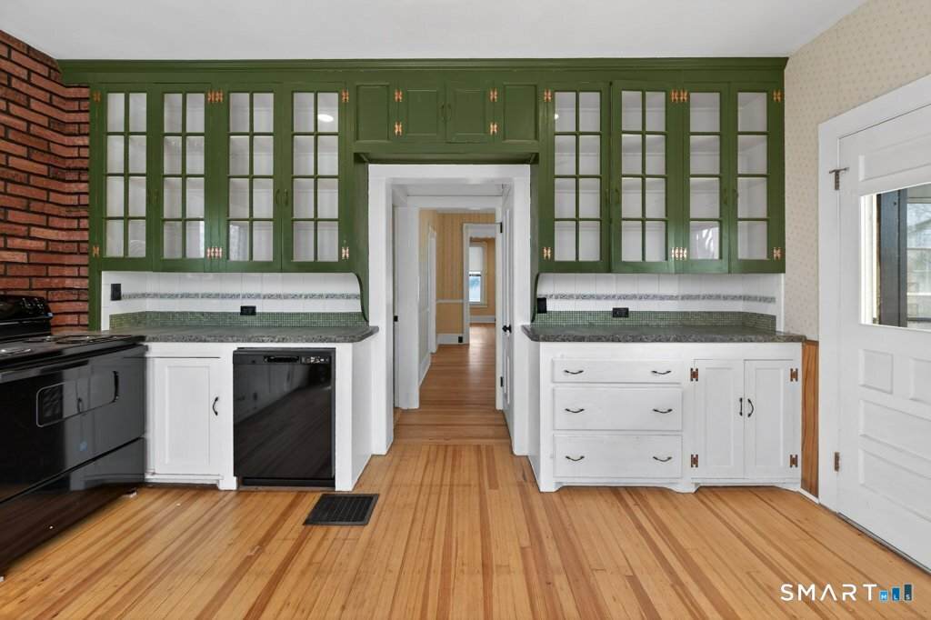 164 Main Street - Photo 1
