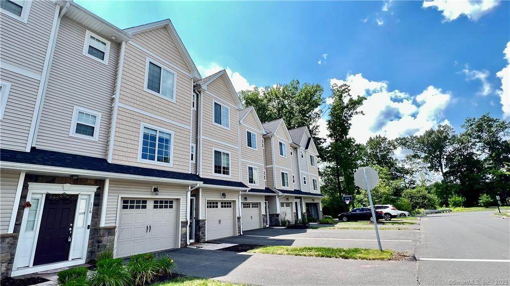 116 Pepin Place - Photo 1