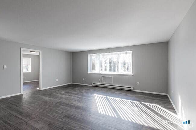 923 Main Street - Photo 1