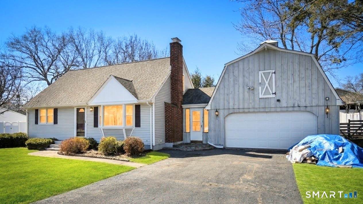 26 Washburn Drive - Photo 1