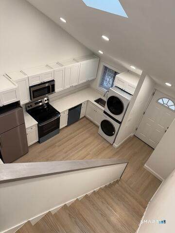 38b Putnam Green - Photo 1
