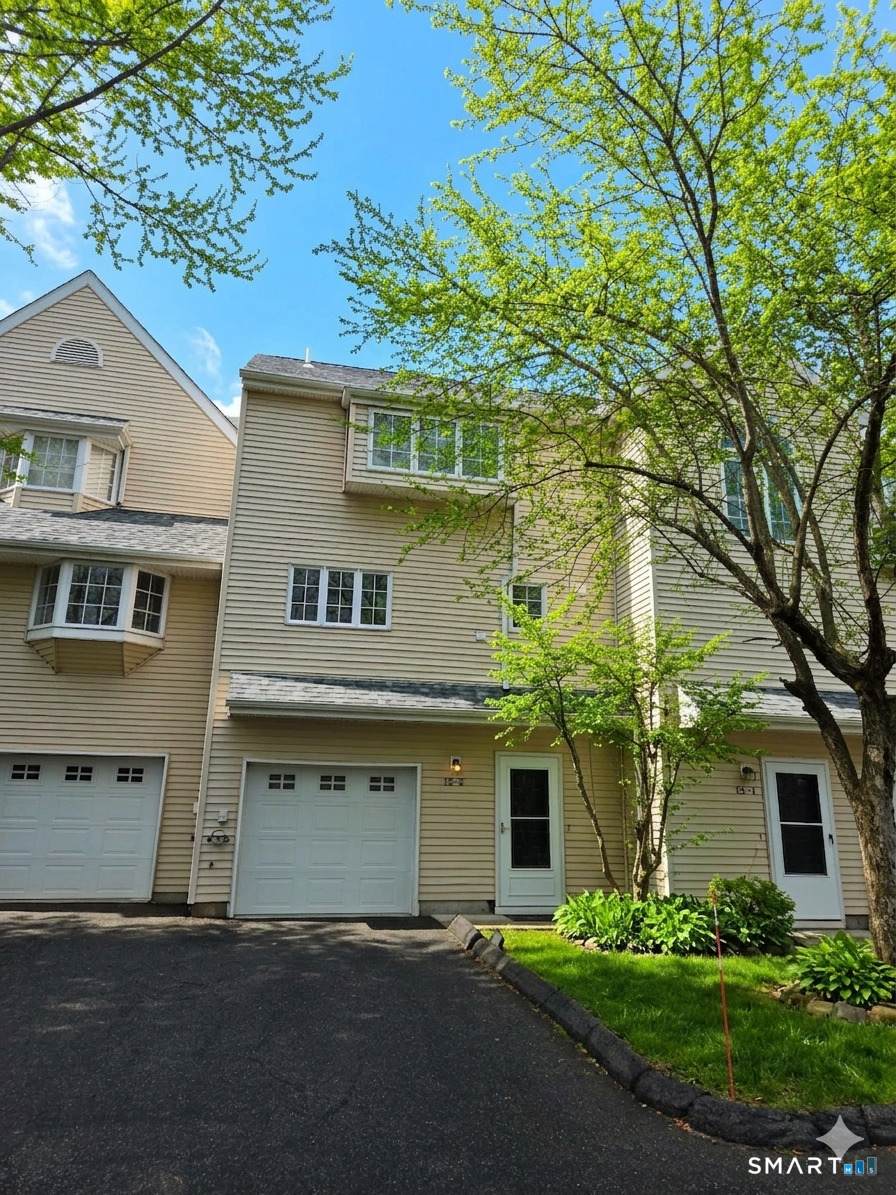 12 Meadow Lane - Photo 1