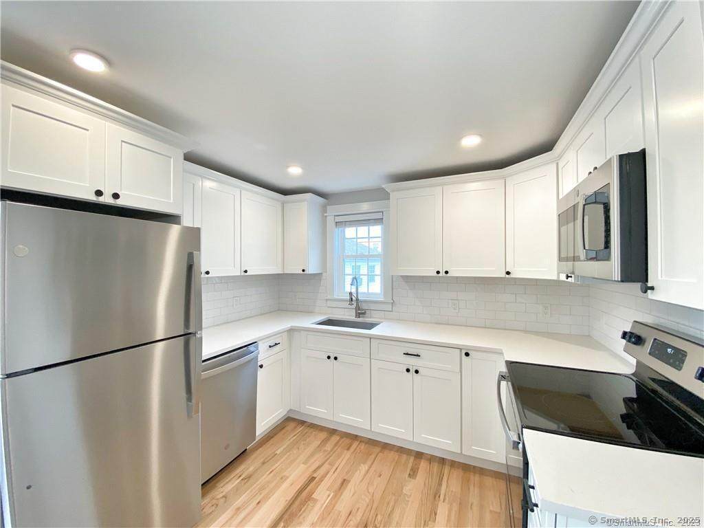 32 Pulaski Street - Photo 1