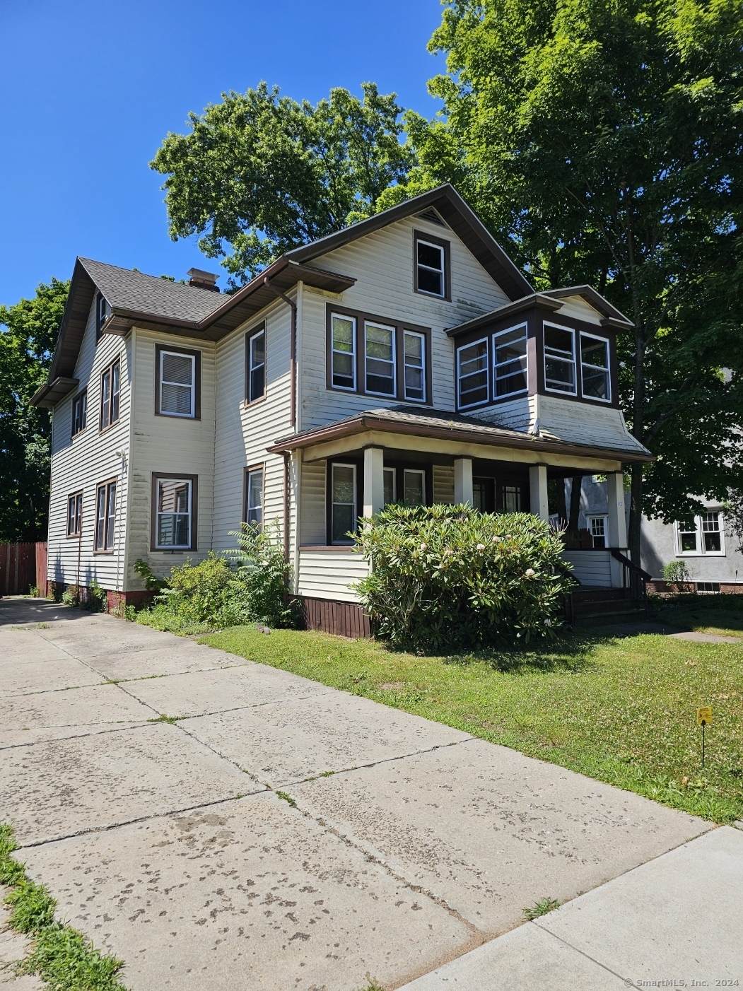 112 Putnam Avenue - Photo 1