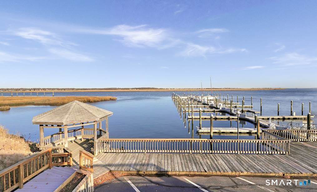  Harbour View Place - Photo 1