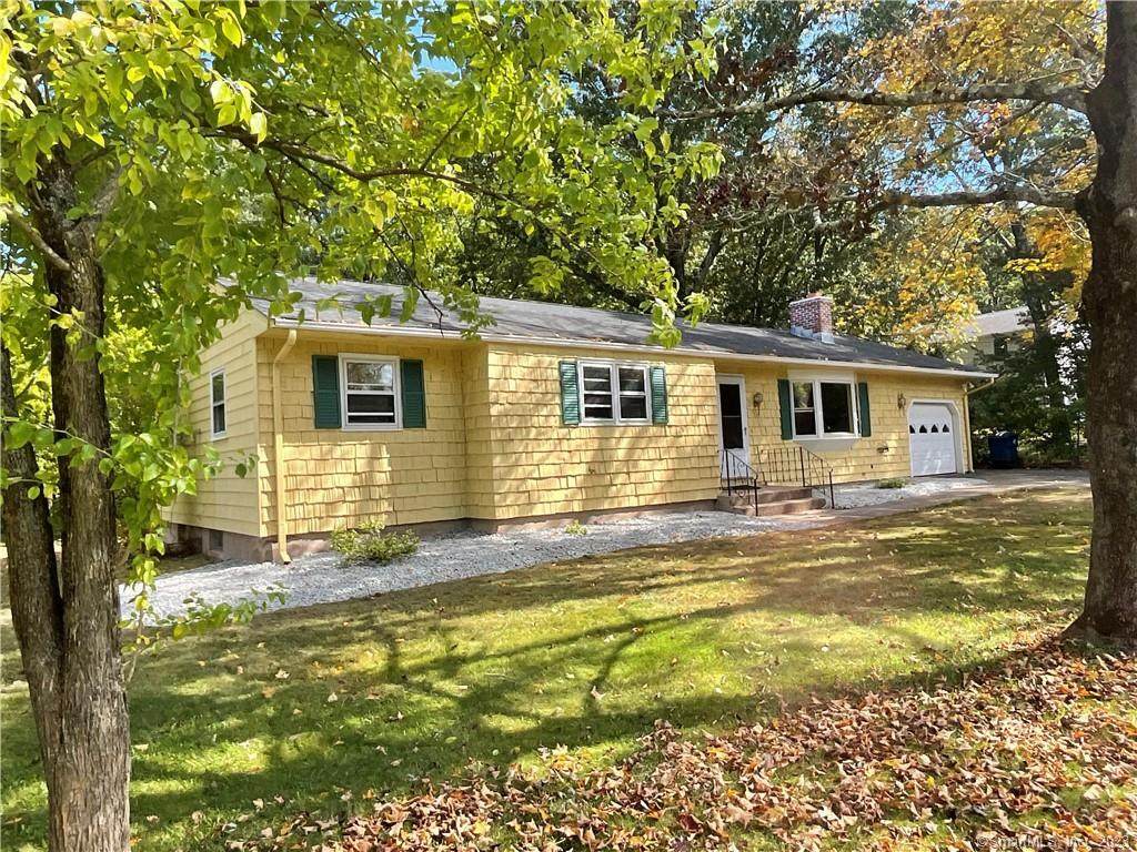 2 Eastview Drive - Photo 1