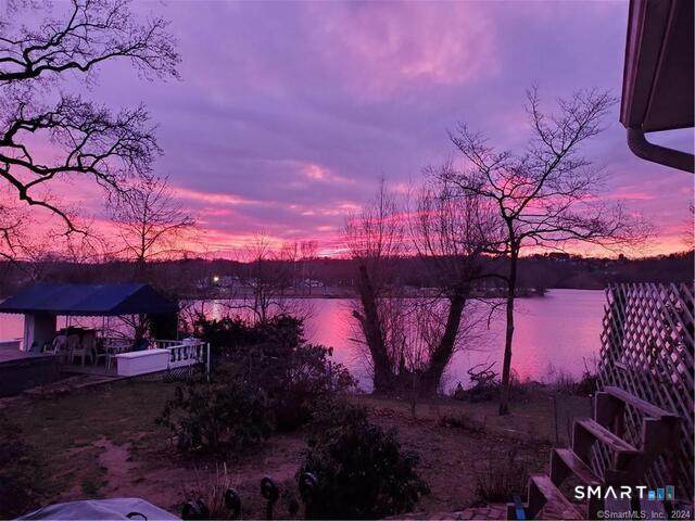 887 Hanover Road - Photo 1