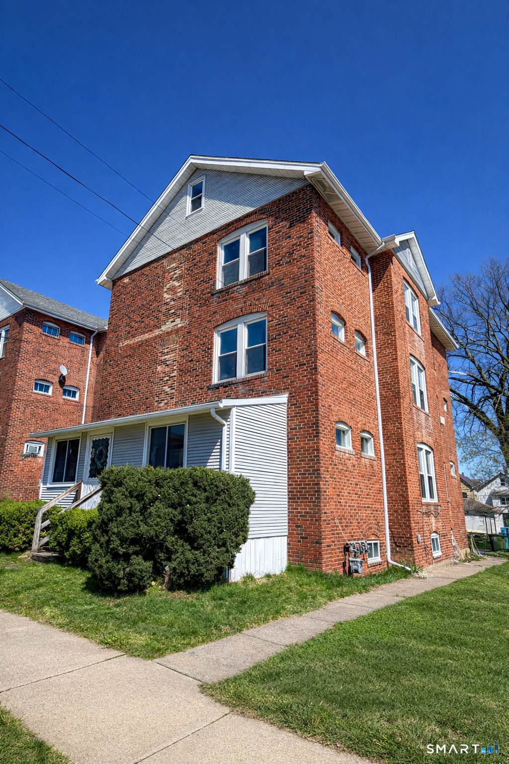 199 Burritt Street - Photo 1