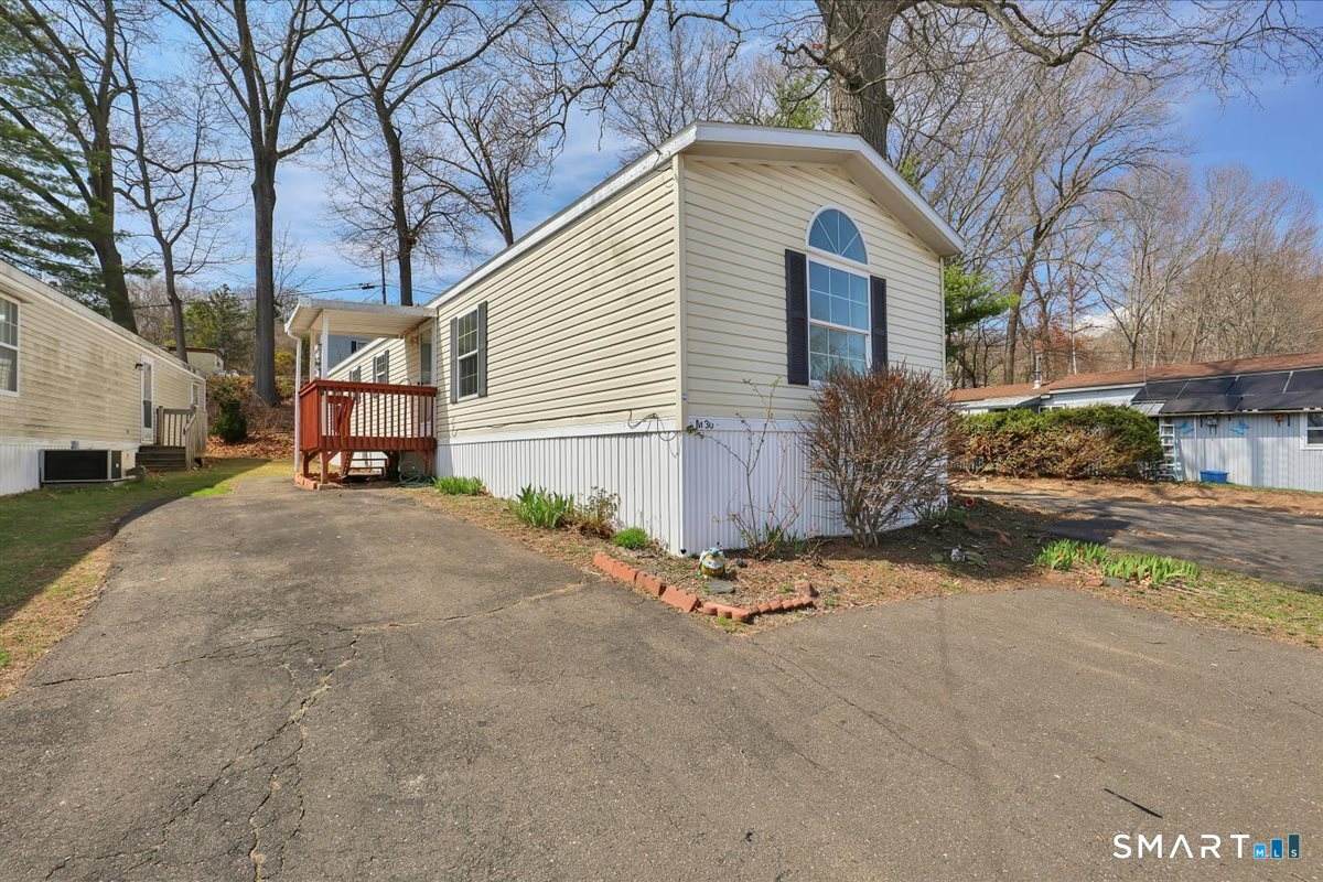 325 Kelly Road - Photo 1