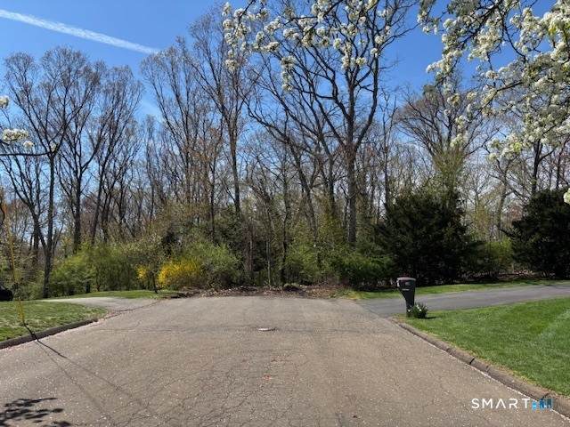 27 Falcon Crest Drive - Photo 1