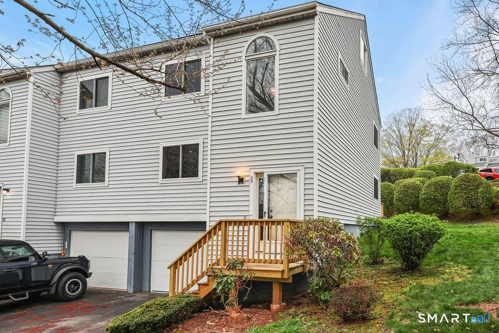 29 Midway Drive - Photo 1