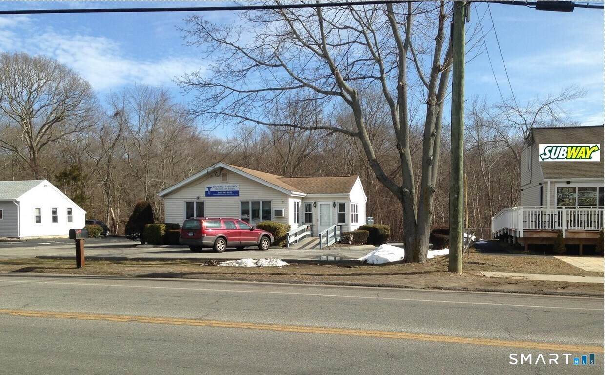 25 Chesterfield Road - Photo 1