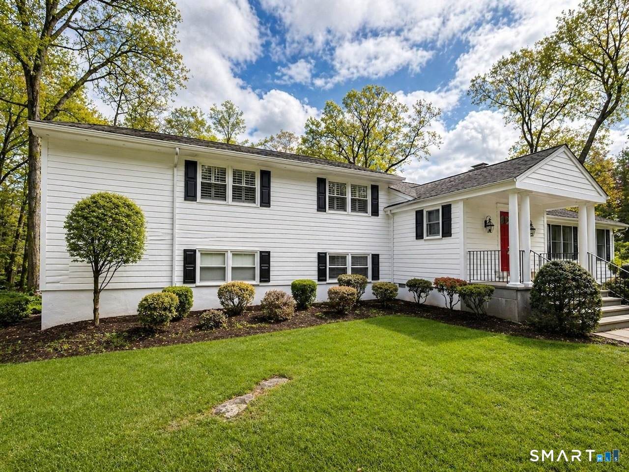 11 Twin Circle Drive - Photo 1