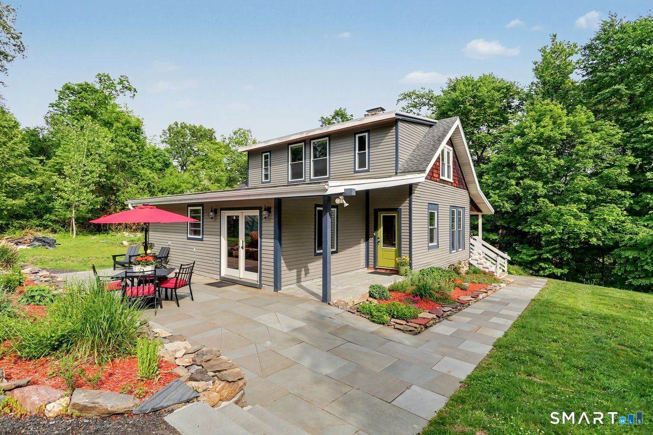 110 Newton Road - Photo 1