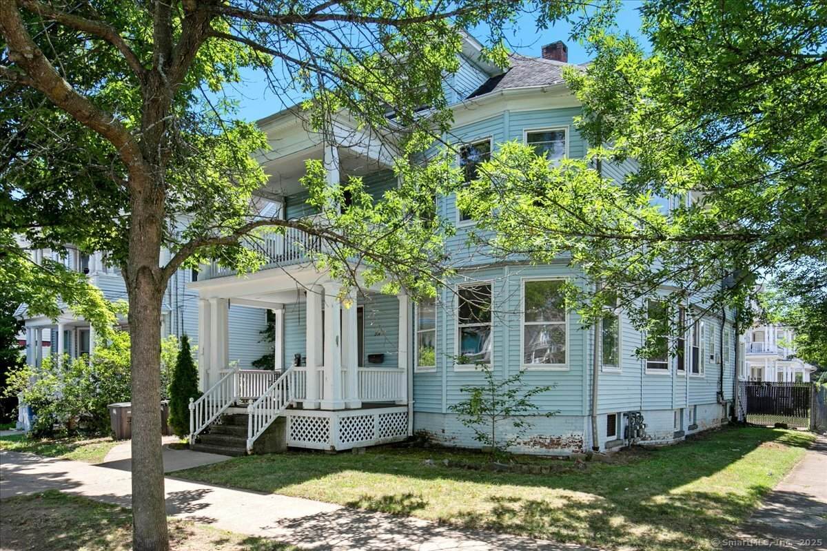 212 Maple Street - Photo 1