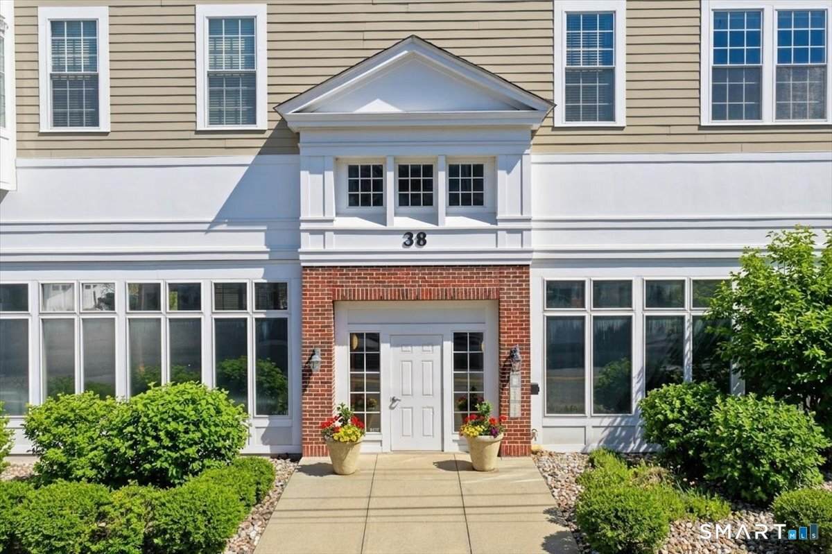 38 Hope Street - Photo 1