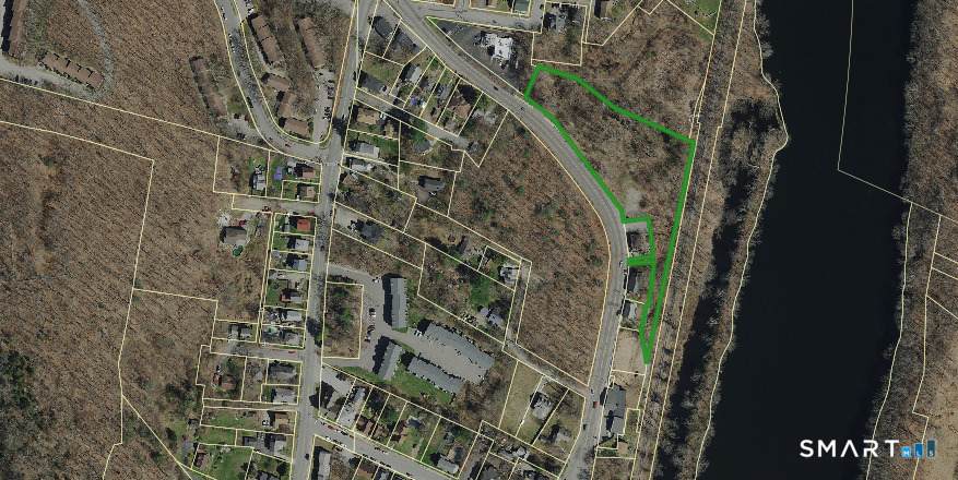 687 Main Street - Photo 1