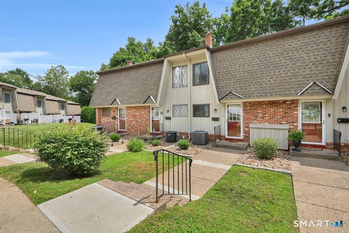 253 West Street - Photo 1